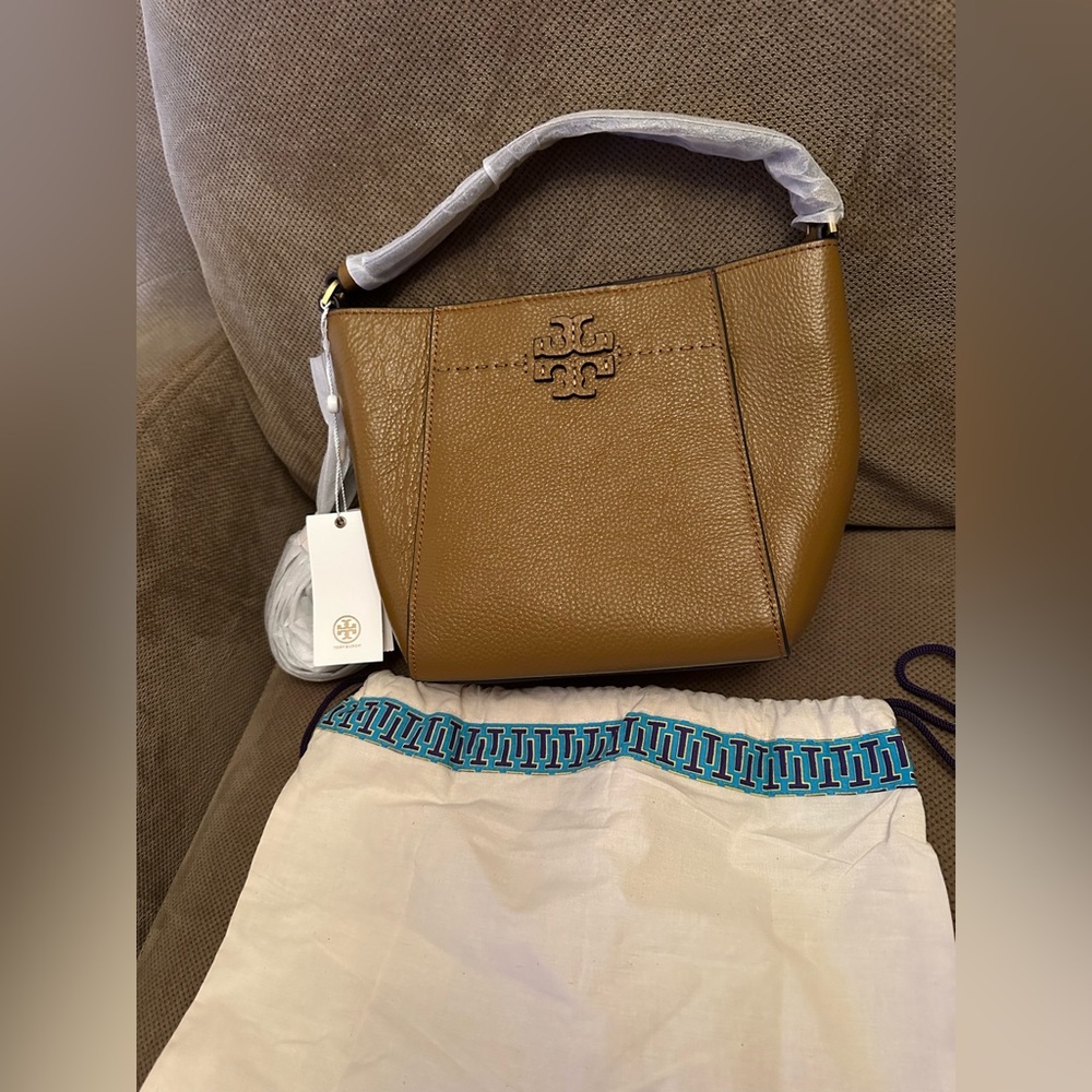 Tory burch bucket bag